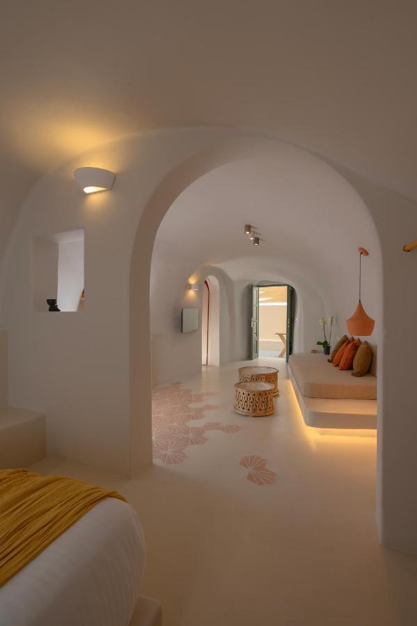 Elements Cave Suites Megalochori  Exteriér fotografie